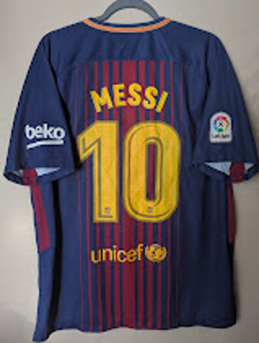 FC Barcelona 2017-18 Home Lionel Messi Jersey - Men's XL